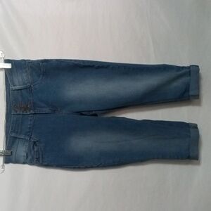 Blue Denim Capri Jeans
